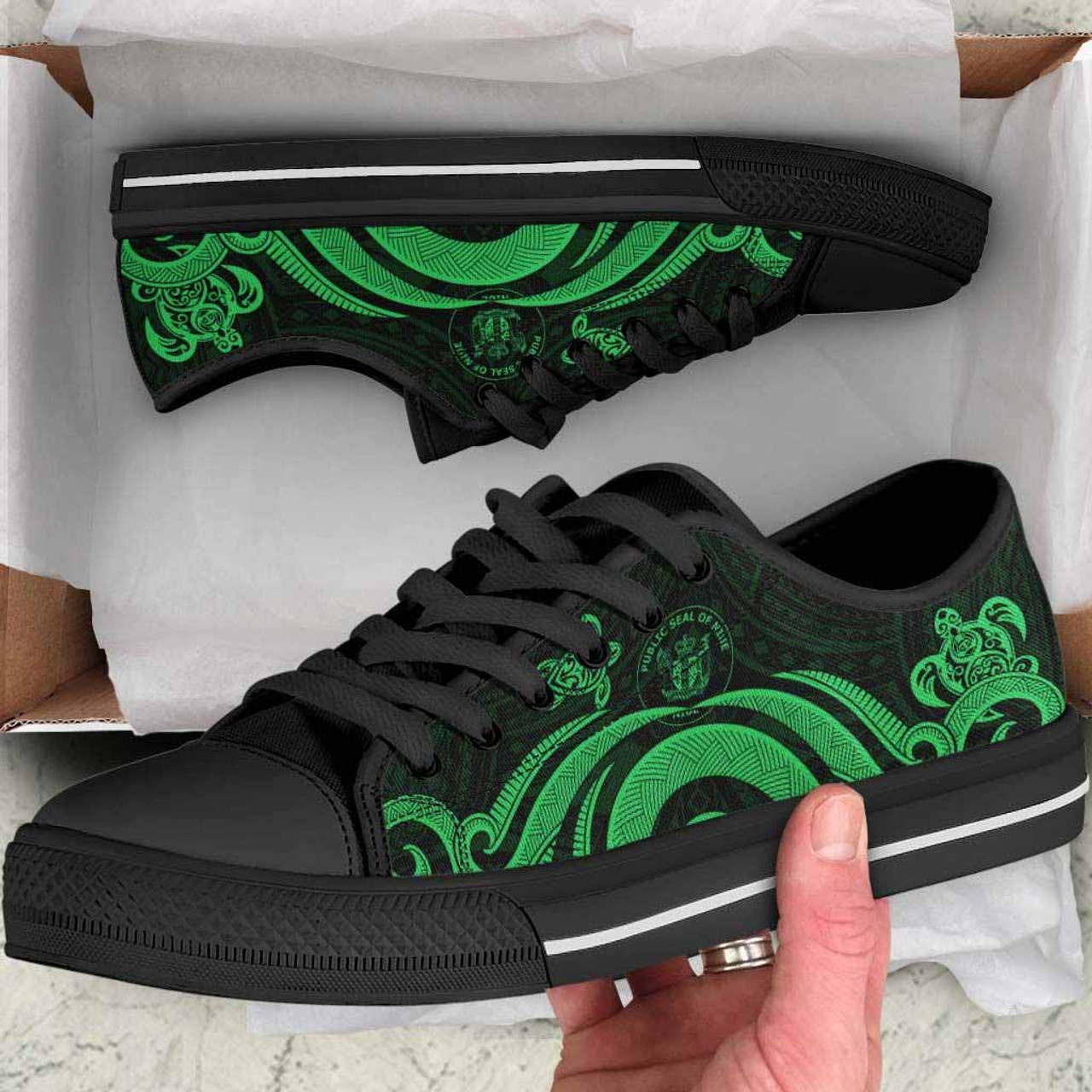 Niue Low Top Canvas Shoes - Green Tentacle Turtle 2