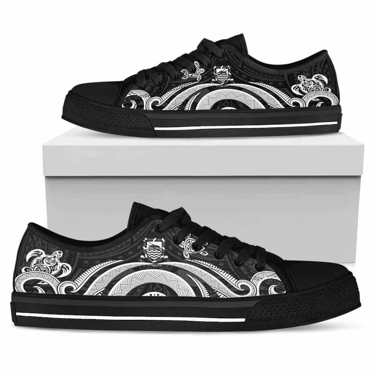 Tuvalu Low Top Canvas Shoes - White Tentacle Turtle 1