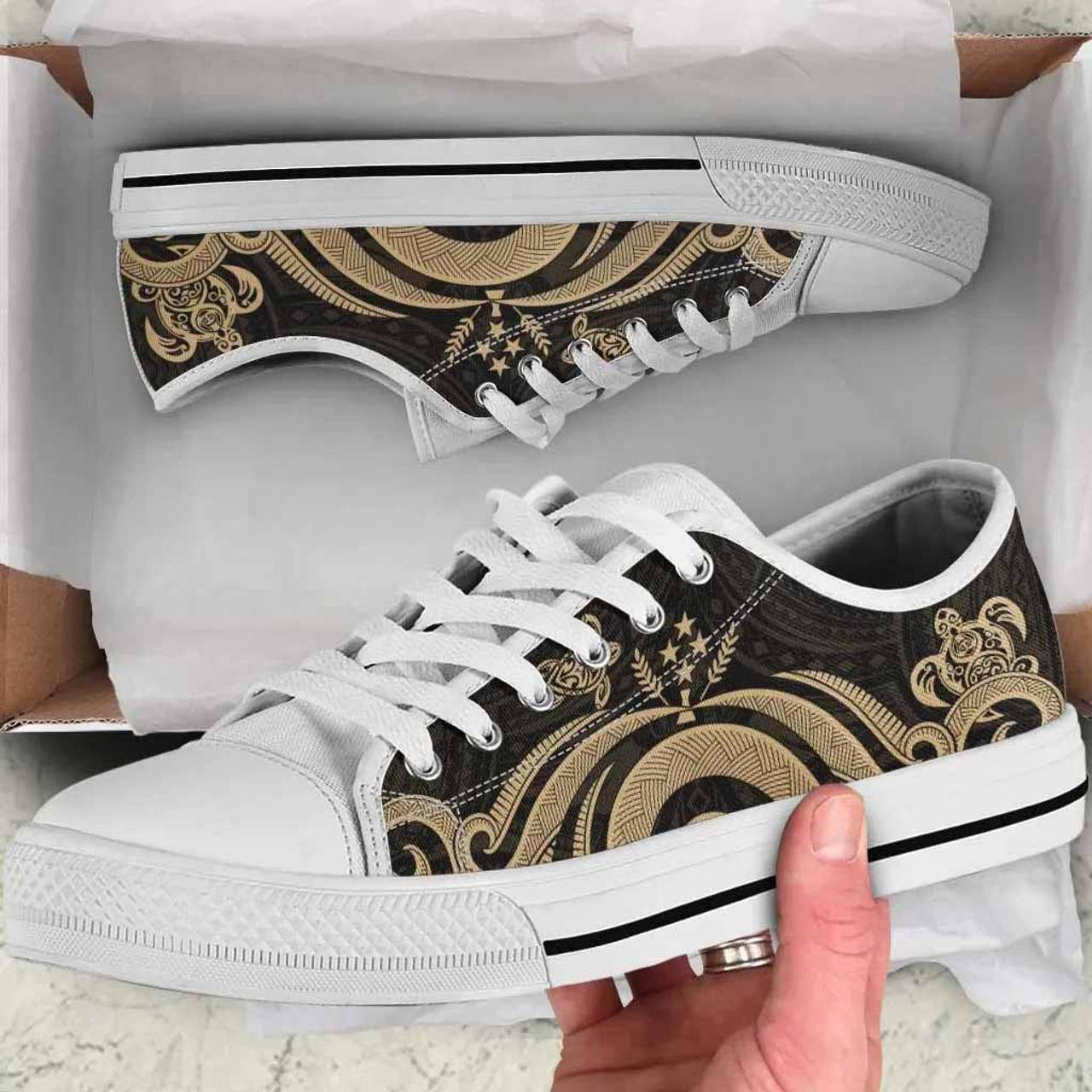 Kosrae Low Top Canvas Shoes - Gold Tentacle Turtle 7