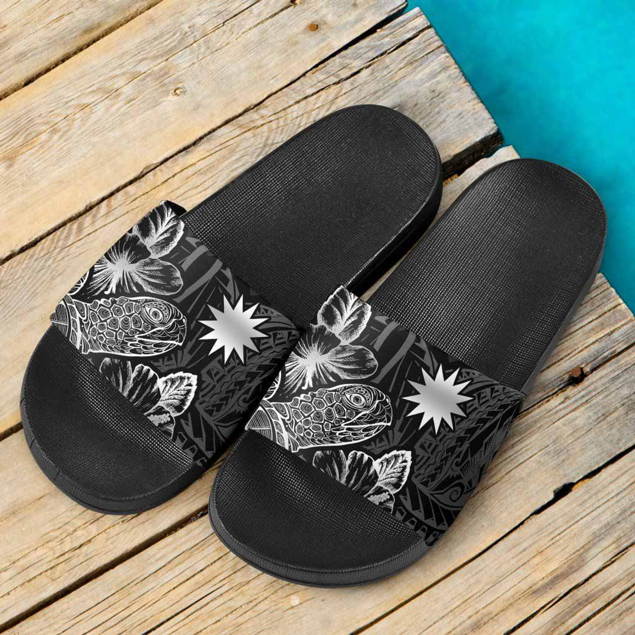 Nauru Slide Sandals - Turtle Hibiscus Pattern Black 3