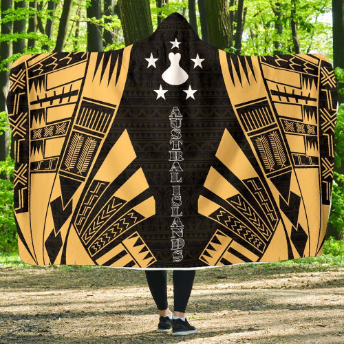Austral Islands Hooded Blanket - Polynesian Tattoo Gold 1