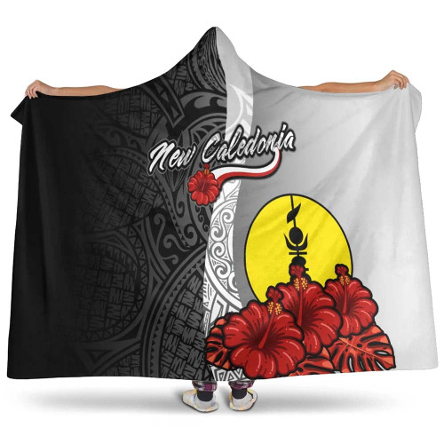 New Caledonia Polynesian Hooded Blanket- Coat Of Arm With Hibiscus White 1