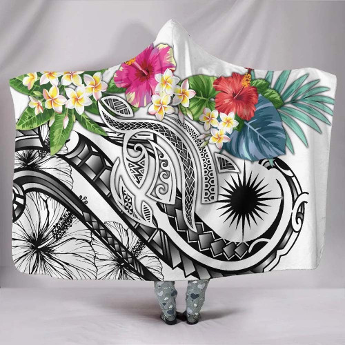 Marshall Islands Polynesian Hooded Blanket - Summer Plumeria (White) 1