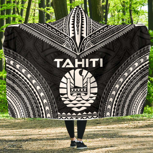 Tahiti Polynesian Chief Hooded Blanket - Black Version 1
