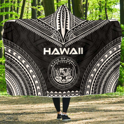 Hawaii Polynesian Chief Hooded Blanket - Black Version 1