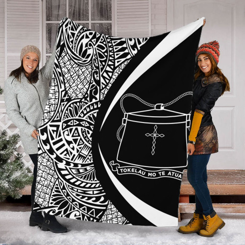 Tokelau Premium Blanket Lauhala White Circle Style