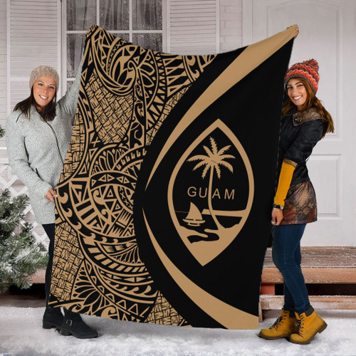 Guam Premium Blanket Lauhala Gold Circle Style