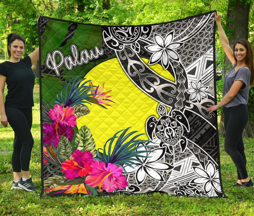 Palau Premium Quilt - Turtle Plumeria Banana Leaf 1