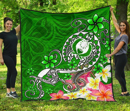 Pohnpei Premium Quilt - Turtle Plumeria (Green) 1