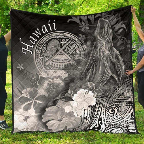 Polynesian Hawaii Premium Quilt - Humpback Whale with Tropical Flowers (White) 1