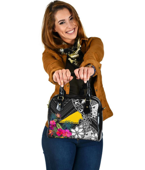 Tokelau Shoulder Handbag - Turtle Plumeria Banana Leaf 1