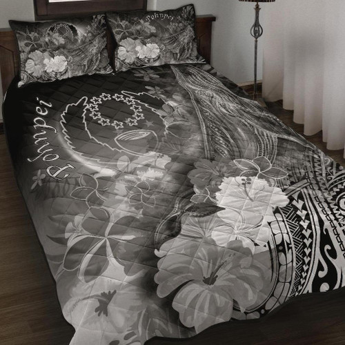 Pohnpei Quilt Bed Set - Humpback Whale with Tropical Flowers (White) 1