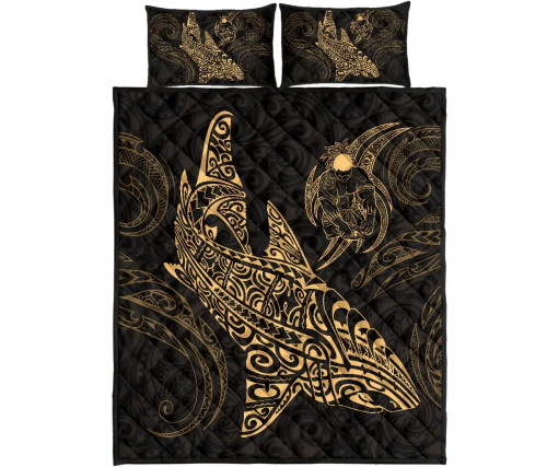 Polynesian Quilt Bed Set - Polynesian Gold Shark Warrior Tattoo 1