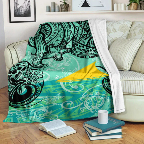 Tokelau Premium Blanket - Vintage Floral Pattern Green Color 1