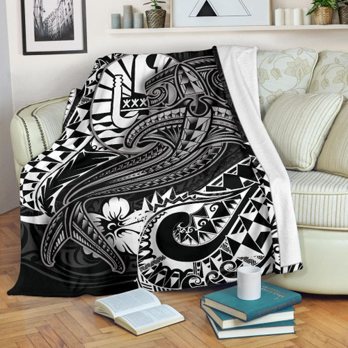 Tahiti Premium Blanket - White Shark Polynesian Tattoo 1
