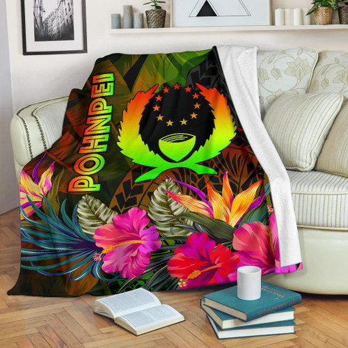 Pohnpei Polynesian Premium Blanket -  Hibiscus and Banana Leaves 1