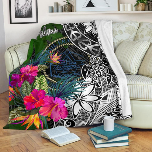 Palau Premium Blanket - Turtle Plumeria Banana Leaf Crest 1