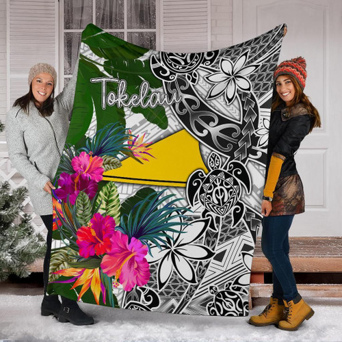Tokelau Premium Blanket White - Turtle Plumeria Banana Leaf 1