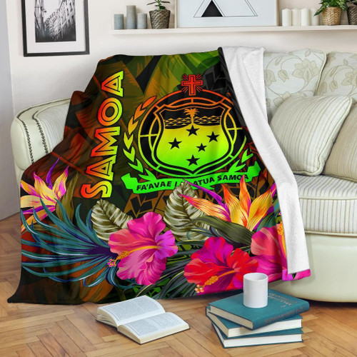Samoa Polynesian Premium Blanket -  Hibiscus and Banana Leaves 1