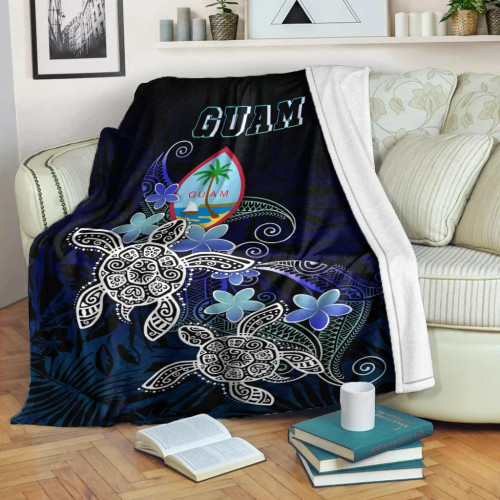 Guam Polynesian Premium Blanket - Blue Turtle Couple 1