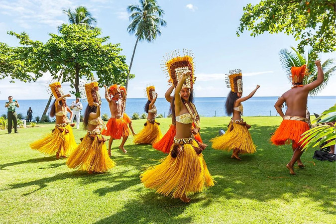 Exploring Polynesian Culture: Food, Music, History & More 