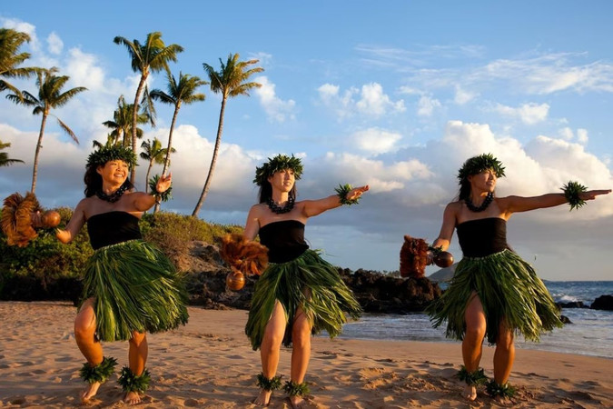 Fantastic Facts About Hawaiian Hula Dance, The World-Famous Dance