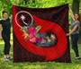 Chuuk Premium Quilt - Polynesian Hook And Hibiscus (Red) 2