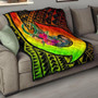 Pohnpei Premium Quilt - Polynesian Hook And Hibiscus (Raggae) 1