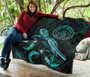 Palau Polynesian Premium Quilt - Turtle With Blooming Hibiscus Turquoise 8