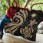 Marshall Islands Premium Quilt - Gold Tentacle Turtle 2