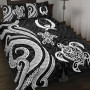 Pohnpei Quilt Bed Set - White Tentacle Turtle 1