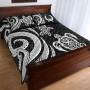 Pohnpei Quilt Bed Set - White Tentacle Turtle 3