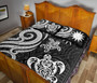 Nauru Quilt Bed Set - White Tentacle Turtle 4