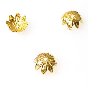 Gold-Plated 4x10mm 7-Leaf Bead Caps Gold-Plated 4x10mm 7-Leaf Bead Caps