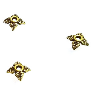 2x6mm Antique GP 4-Leaf Bead Caps 2x6mm Antique GP 4-Leaf Bead Caps