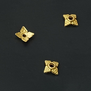 100 Gold-Plated 2x6mm 4-Leaf Bead Caps 100 Gold-Plated 2x6mm 4-Leaf Bead Caps