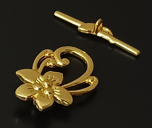 10 Gold-Plated 20x29mm Flower Toggle Clasps 10 Gold-Plated 20x29mm Flower Toggle Clasps