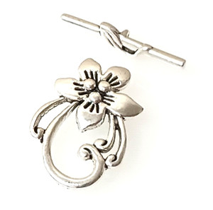 10 Antique Silver-Plated 20x29mm Flower Toggle Clasps 10 Antique Silver-Plated 20x29mm Flower Toggle Clasps