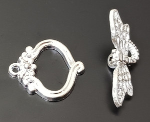 Silver-Plated 20mm Dragonfly Toggle Clasps Silver-Plated 20mm Dragonfly Toggle Clasps