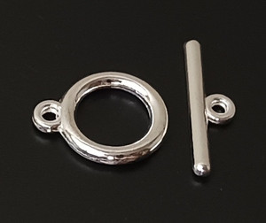 10 Silver-Plated 15mm Smooth Toggle Clasps 10 Silver-Plated 15mm Smooth Toggle Clasps