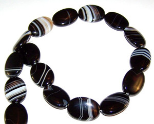 Black Striped Agate 18x25mm Puff Oval Semiprecious Gemstone Beads Black Striped Agate 18x25mm Puff Oval Semiprecious Gemstone Beads