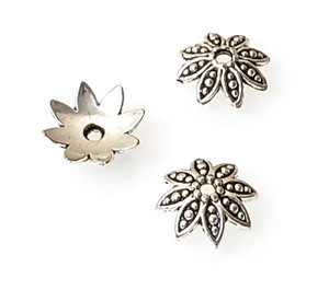 25 Antique SP 4x14mm 8 Long Leaf Fancy Bead Caps 25 Antique SP 4x14mm 8 Long Leaf Fancy Bead Caps