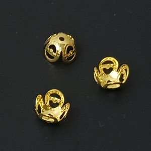 50 Gold-Plated 5x8mm 4-Petal Bead Caps 50 Gold-Plated 5x8mm 4-Petal Bead Caps