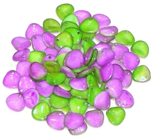 40 Czech Glass 8x7mm Petals - Chalk White Funky Orchid