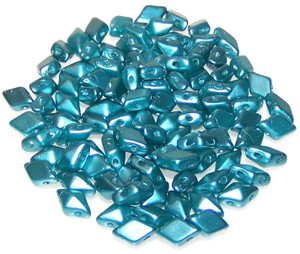 DiamonDuo 2-Hole Czech Glass 5x8mm Beads - Pastel Blue Zircon