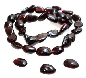 Garnet 7x10mm Irregular Nuggets Semiprecious Gemstone Beads Garnet 7x10mm Irregular Nuggets Semiprecious Gemstone Beads