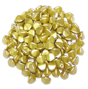 Czech 7mm Pinch Beads - Alabaster Pastel Lime Czech 7mm Pinch Beads - Alabaster Pastel Lime