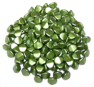 Czech 7mm Pinch Beads - Alabaster Pastel Olivine