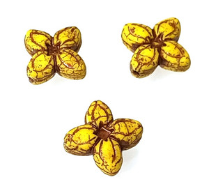5 Czech Glass 17mm 4-Petal Lily Flower Beads - Sunrise Yellow 5 Czech Glass 17mm 4-Petal Lily Flower Beads - Sunrise Yellow