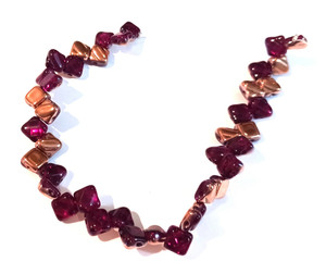 40 Czech Glass Silky 2-Hole 6mm Beads - Ruby Capri Gold 40 Czech Glass Silky 2-Hole 6mm Beads - Ruby Capri Gold